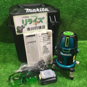 makita/マキタ SK312GDN 充電式レーザー墨出し器 グリーンレーザー バッテリー1個付き【市川行徳店:ITE46D1OH5Q8】