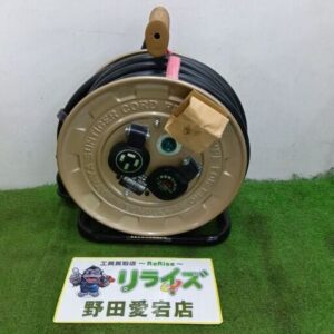 ハタヤ<br>JTⅢ-102M コードリール 200V【野田愛宕店:IT81K2JFI4CB】