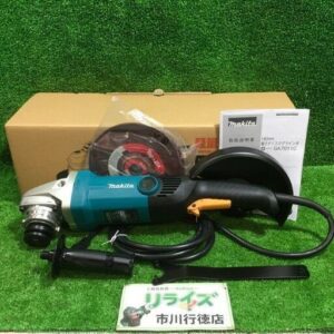 マキタ<br>GA7011C 180mmディスクグラインダ コード式【船橋馬込店:ITA4RHT4U8DS】