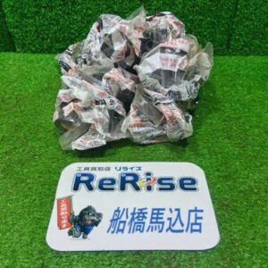 セキスイ<br>SPWL13W エスロカチットS 両座付き給水栓エルボ 9個【船橋馬込店:IT3Y6OSCMPIC】